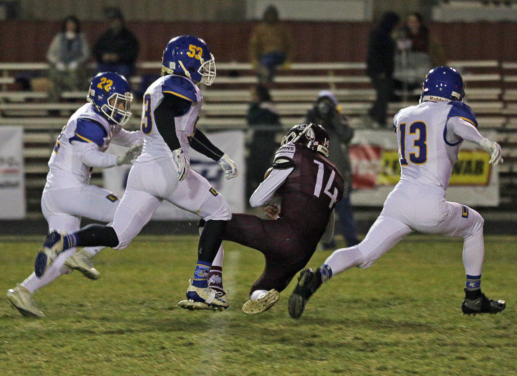 Lowry at Elko Football 05.jpg